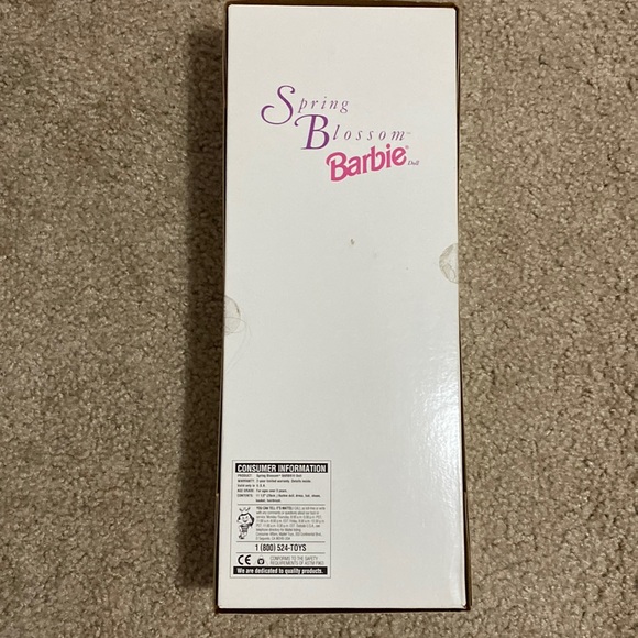 1995 Avon Spring Blossom Barbie - Picture 6 of 8